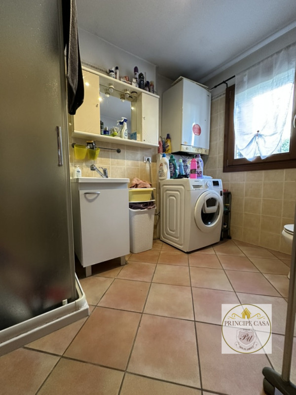 Riferimento immobile: AS101

A Carceri, impossibilità del centro cittadino, proponiamo proprietà ...