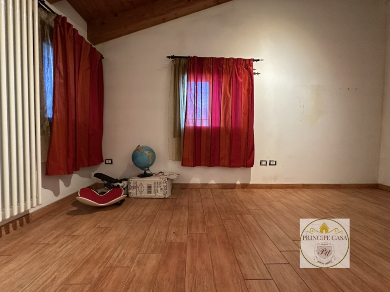 Riferimento immobile: AS101

A Carceri, impossibilità del centro cittadino, proponiamo proprietà ...