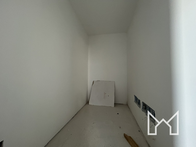 ROMANO ALTO- In zona centralissima al paese, comoda ai principali servizi pubblici proponiamo vil...