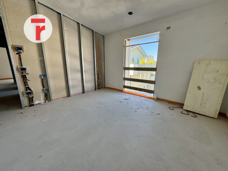 Padova - VICINANZE PONTEVIGODARZERE

Un’occasione unica per chi cerca un attico esclusivo in una ...