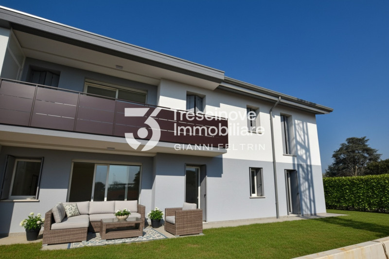 (Per INFO Feltrin ing. Gianni 3288349492) Proponiamo in vendita appartamento trilocale al piano t...