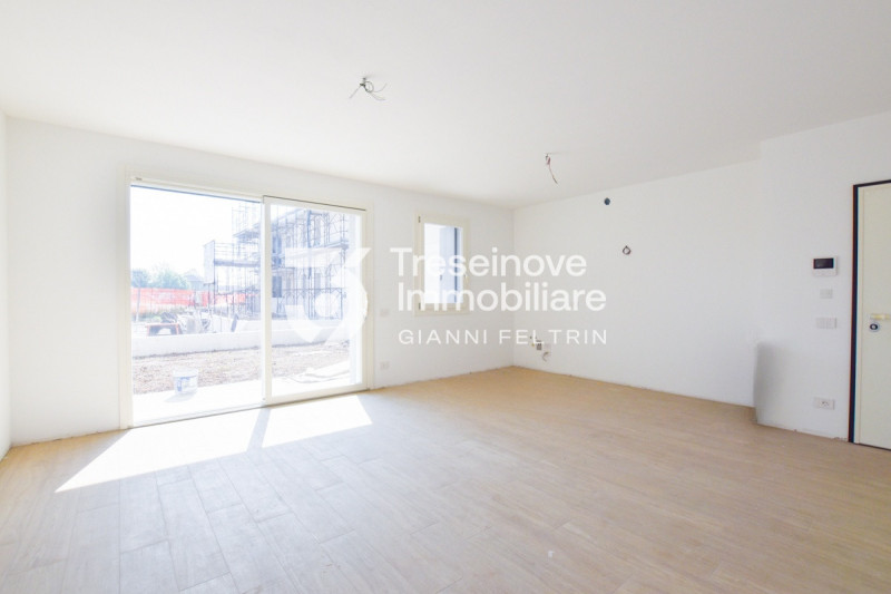 (Per INFO Feltrin ing. Gianni 3288349492) Proponiamo in vendita appartamento trilocale al piano t...