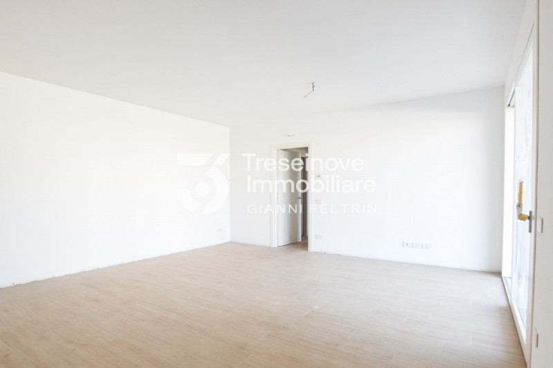 (Per INFO Feltrin ing. Gianni 3288349492) Proponiamo in vendita appartamento trilocale al piano t...