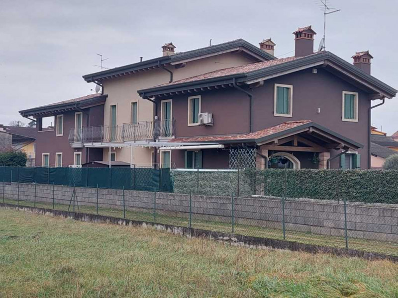 Villafranca di Verona Vendita Casa a schiera porzione centrale