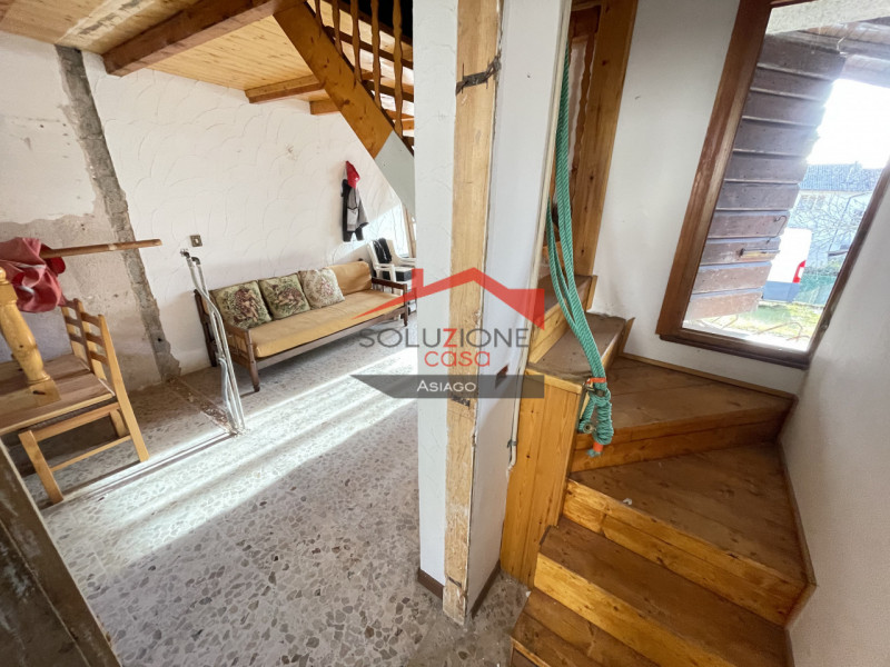 Villetta in Località Fontanelle di LusianaConco. 

Questa casa singola è un'opportunità imperdibi...