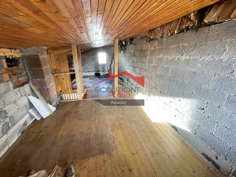 Villetta in Località Fontanelle di LusianaConco. 

Questa casa singola è un'opportunità imperdibi...