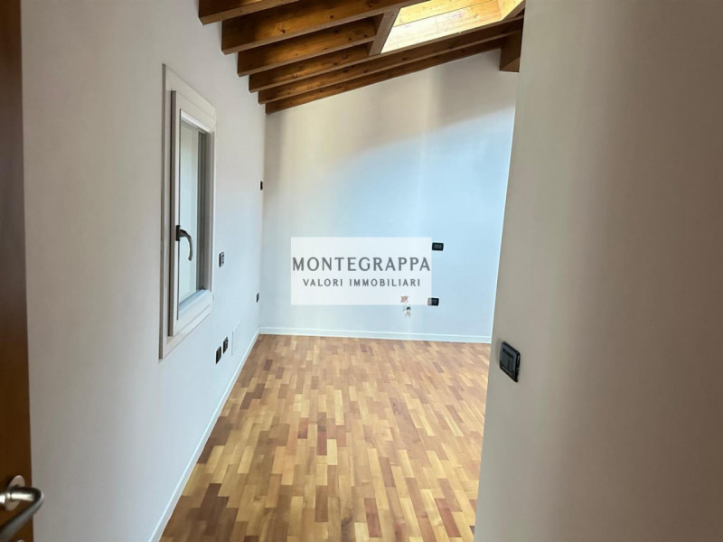 Se stai cercando una soluzione abitativa indipendente e desideri avere uno spazio a disposizione ...