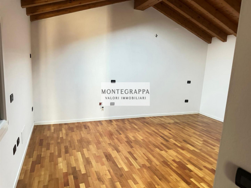 Se stai cercando una soluzione abitativa indipendente e desideri avere uno spazio a disposizione ...