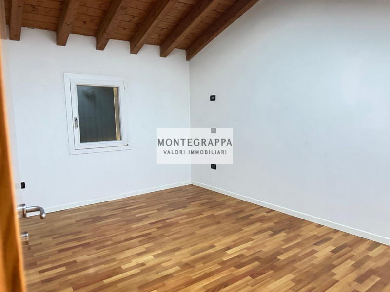 Se stai cercando una soluzione abitativa indipendente e desideri avere uno spazio a disposizione ...