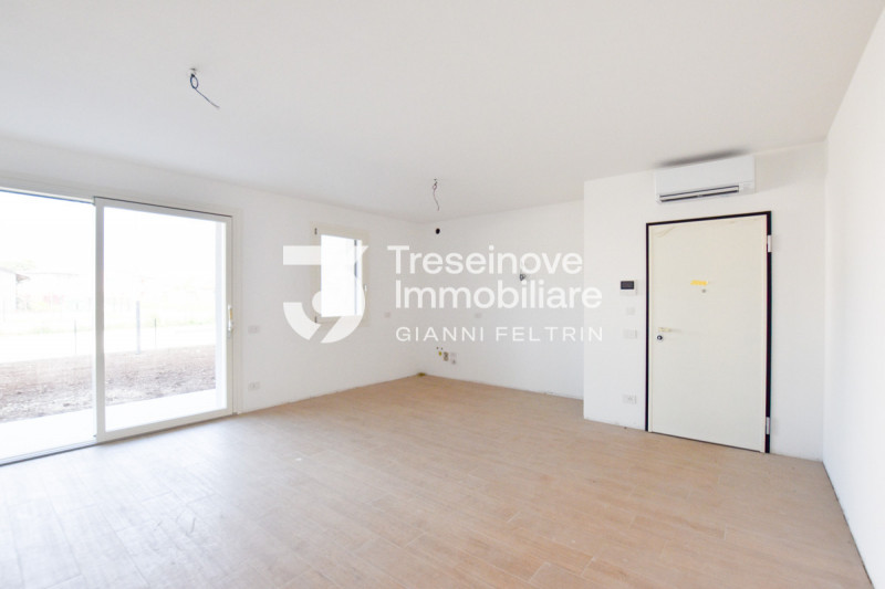 (Per INFO Feltrin ing. Gianni 3288349492) Proponiamo in vendita appartamento quadrilocale al pian...