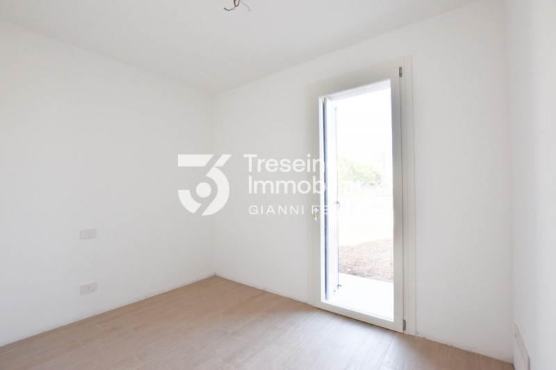 (Per INFO Feltrin ing. Gianni 3288349492) Proponiamo in vendita appartamento quadrilocale al pian...