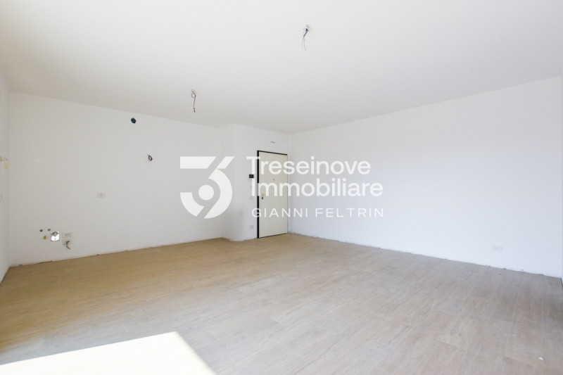 (Per INFO Feltrin ing. Gianni 3288349492) Proponiamo in vendita appartamento quadrilocale al pian...
