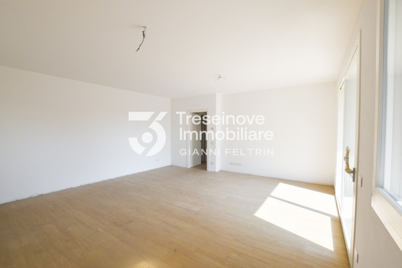 (Per INFO Feltrin ing. Gianni 3288349492) Proponiamo in vendita appartamento quadrilocale al pian...