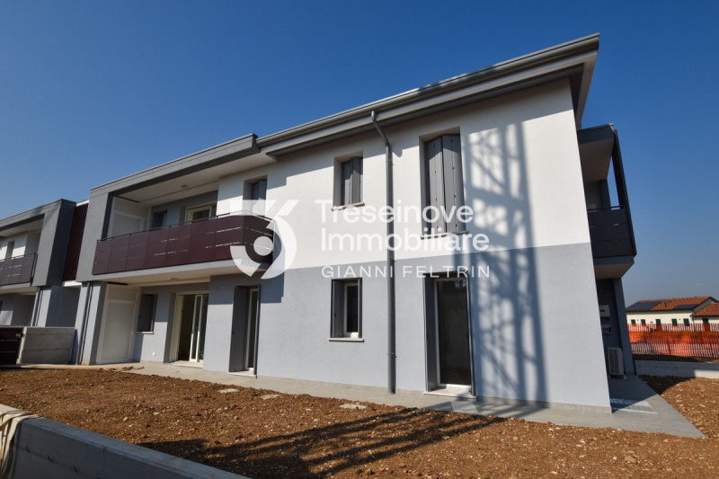 (Per INFO Feltrin ing. Gianni 3288349492) Proponiamo in vendita appartamento quadrilocale al pian...