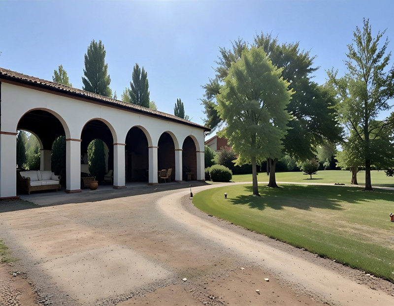 (Per INFO Roberto 3453195338) Scopri l'incanto di questa proprietà unica nella zona di Riese Pio ...