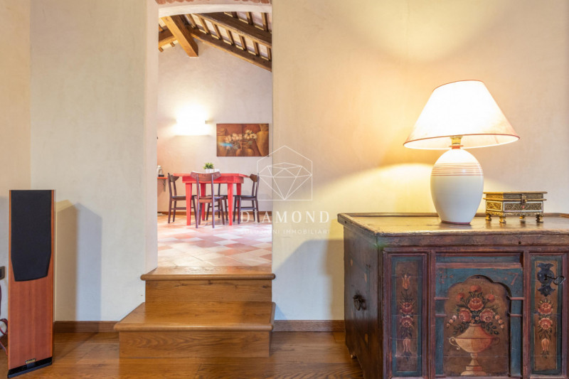 Montebelluna: inserito in una Villa Veneta risalente al 1500-1600, vi proponiamo questa meravigli...