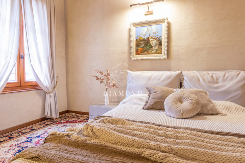 Montebelluna: inserito in una Villa Veneta risalente al 1500-1600, vi proponiamo questa meravigli...