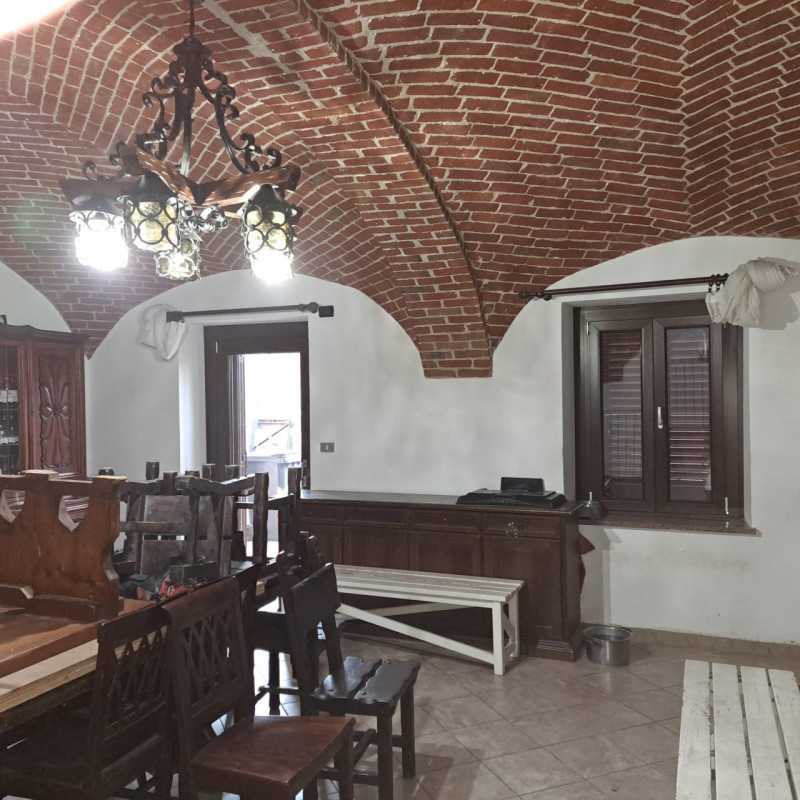 Referente : Giovanni Gasco
Agente immobiliare
Cell. : 338.944.38.37
mail : torino2@unicoimmobilia...