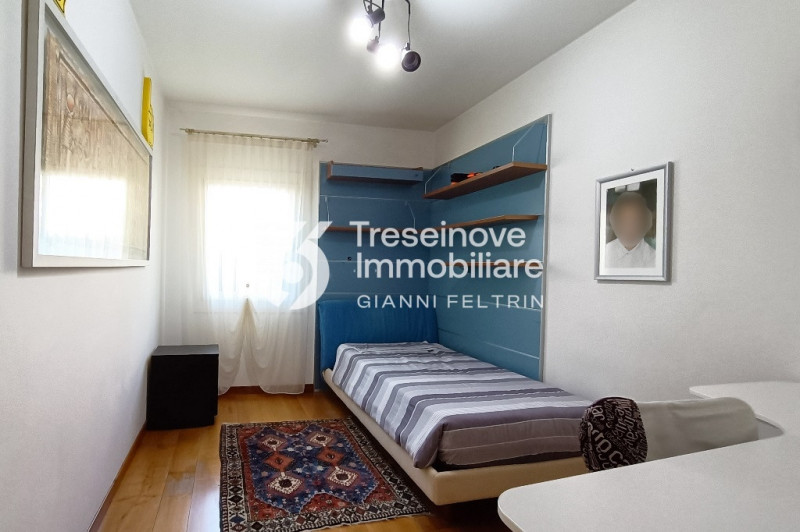 (Per INFO Feltrin ing. Gianni 3288349492) Proponiamo in vendita splendida casa singola situata ne...