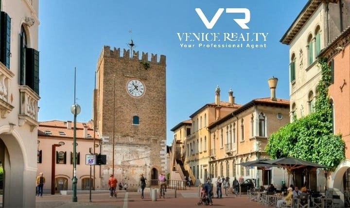 Venezia Vendita Appartamento pentalocale