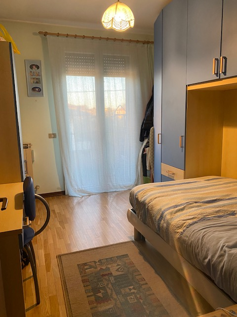 Oggi vi proponiamo una soluzione che vi permetterà di essere in una zona comodissima al centro di...