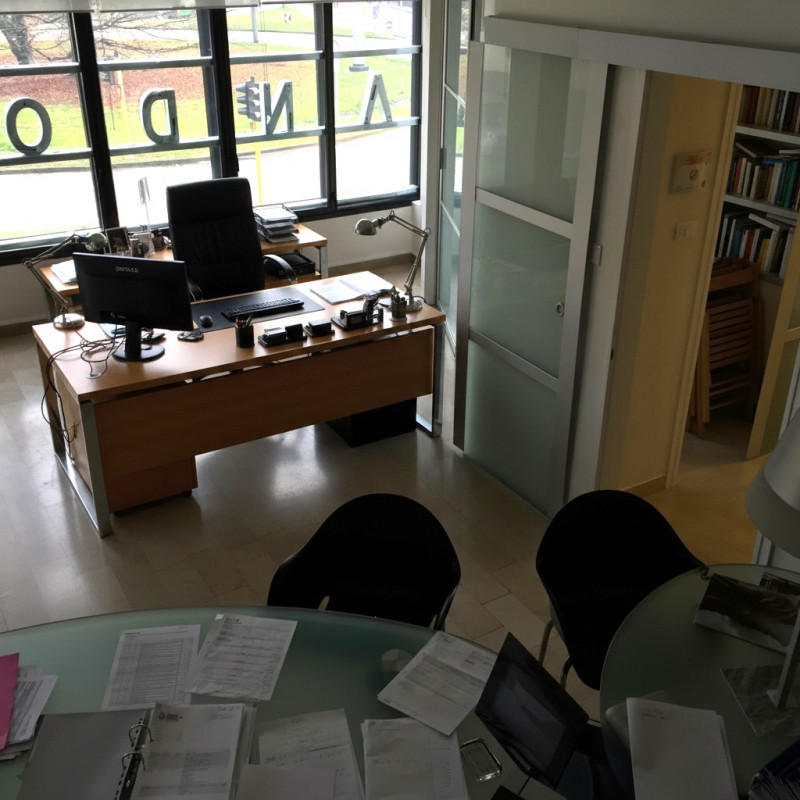 Scopri una soluzione professionale ideale per la tua attività nel cuore dell’Arcella a Padova! Pr...