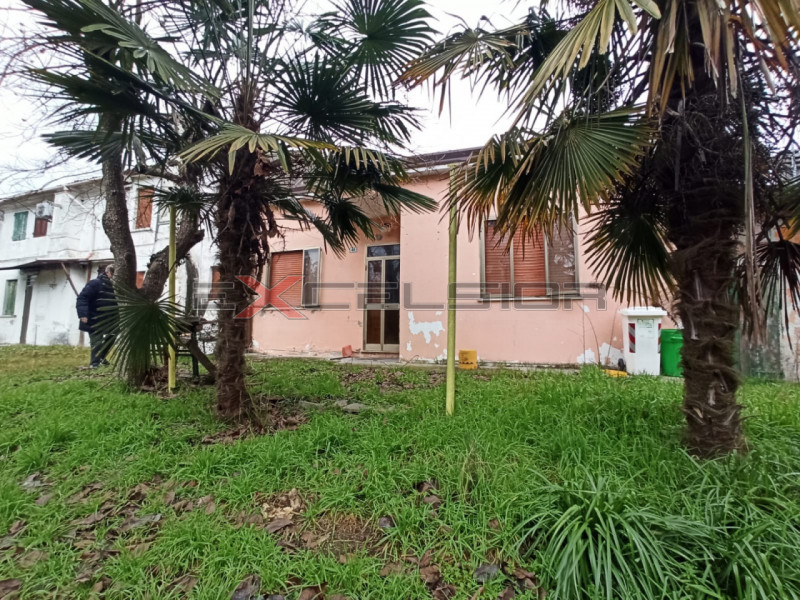 Porto Viro Vendita Casa a schiera porzione di testa