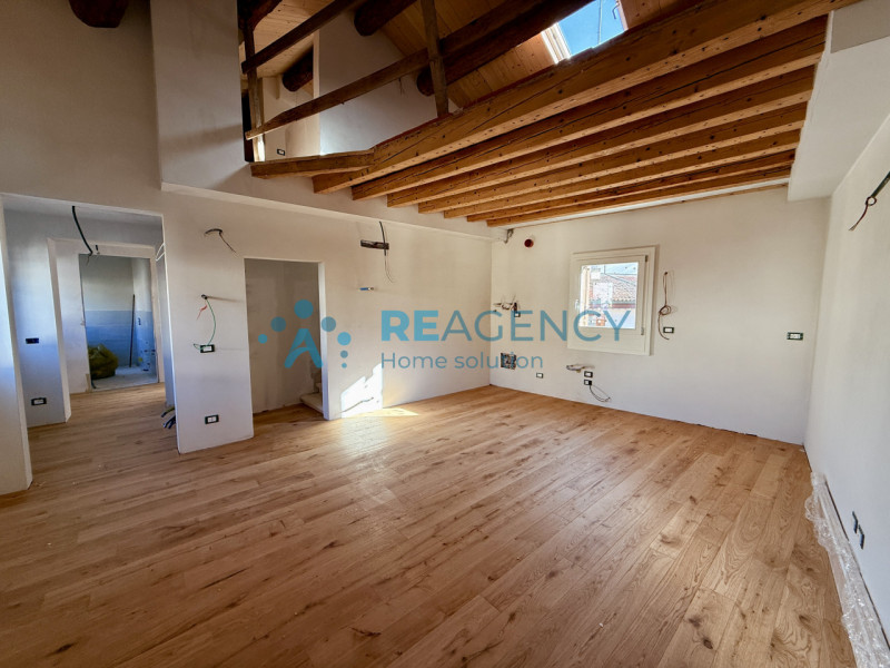 VICENZA - Centro Storico

Stai cercando un MINI APPARTAMENTO NUOVO in pieno centro storico?
Prezz...