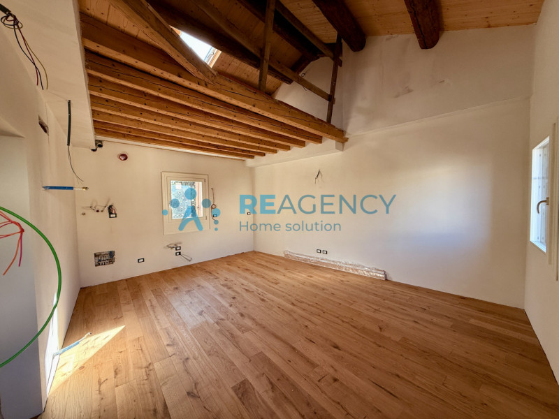 VICENZA - Centro Storico

Stai cercando un MINI APPARTAMENTO NUOVO in pieno centro storico?
Prezz...