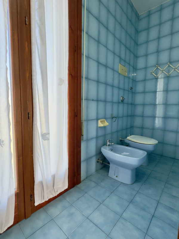 Nel cuore del quartiere Montà, in una via residenziale tranquilla e allo stesso tempo comoda a ta...