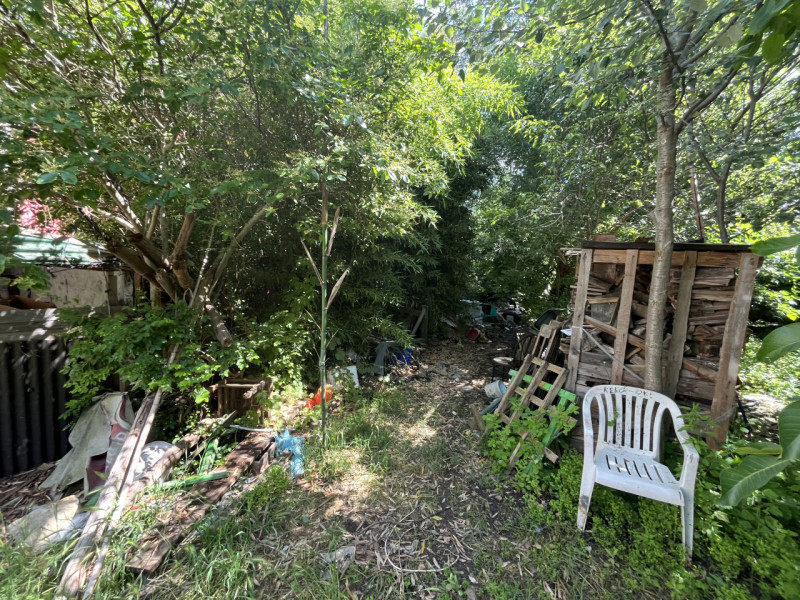 Questo rustico indipendente di circa 146 mq, distribuito su due piani, rappresenta un'opportunità...