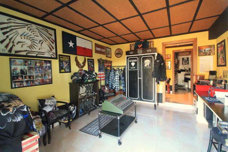 A Cinto Euganeo, in località Valnogaredo, proponiamo in vendita una splendida porzione di villett...