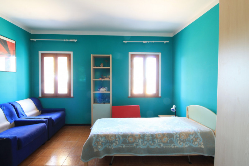 A Cinto Euganeo, in località Valnogaredo, proponiamo in vendita una splendida porzione di villett...