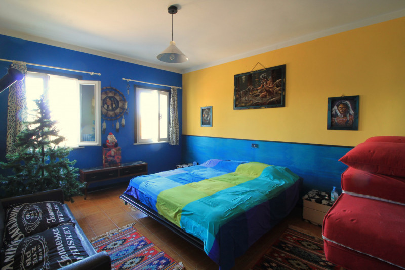 A Cinto Euganeo, in località Valnogaredo, proponiamo in vendita una splendida porzione di villett...