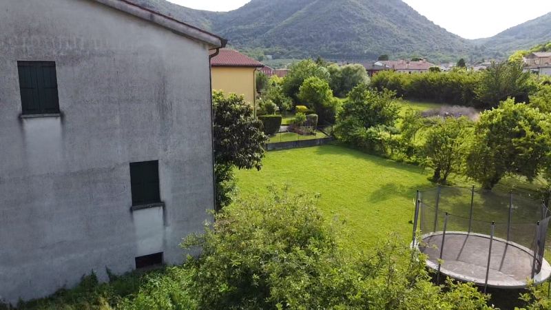 Se stai cercando un’opportunità di investimento o una casa da personalizzare in un contesto tranq...