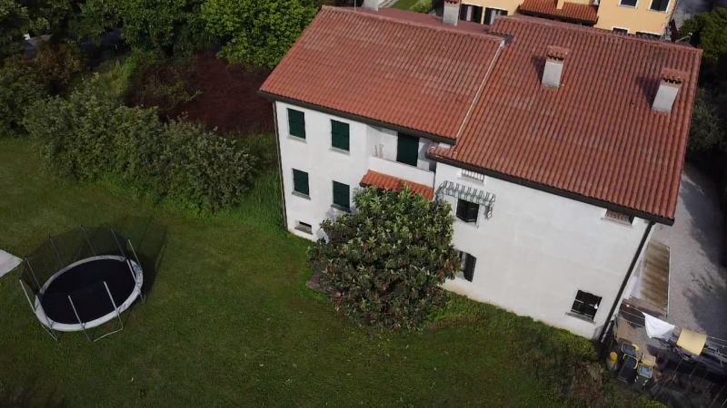 Se stai cercando un’opportunità di investimento o una casa da personalizzare in un contesto tranq...