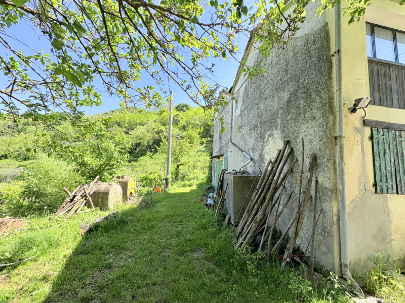 Se stai cercando un’opportunità di investimento o una casa da personalizzare in un contesto tranq...