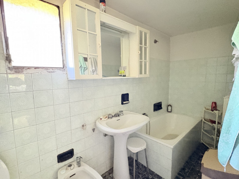 Se stai cercando un’opportunità di investimento o una casa da personalizzare in un contesto tranq...