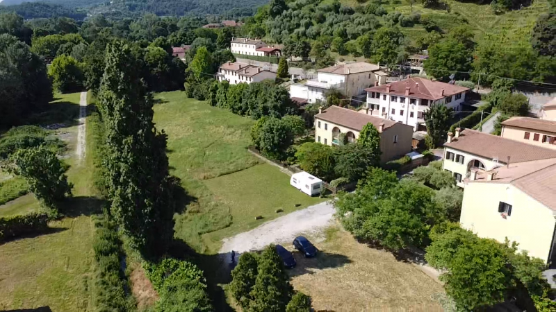 Prestigioso Terreno Edificabile a Galzignano Terme – Affacciato sul Golf Club dei Colli Euganei

...