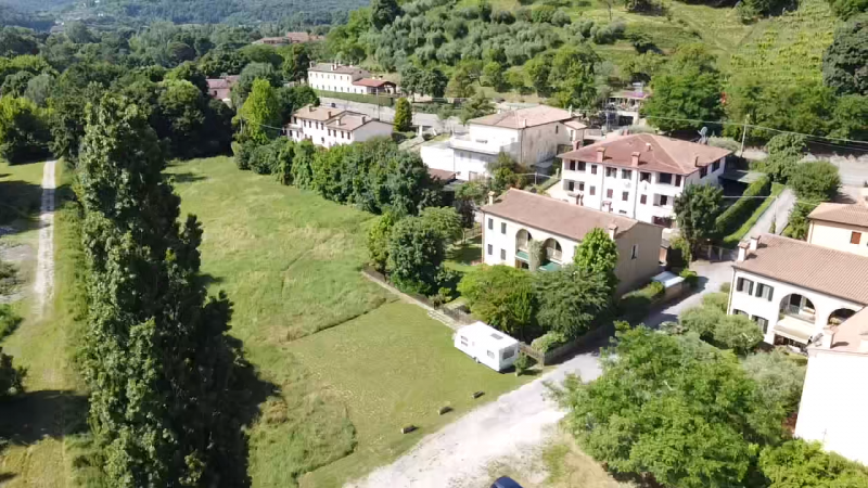 Prestigioso Terreno Edificabile a Galzignano Terme – Affacciato sul Golf Club dei Colli Euganei

...