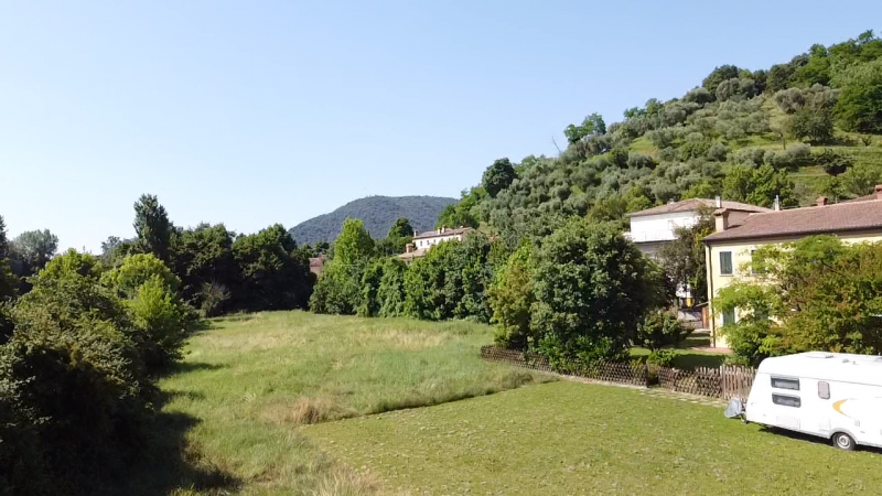 Prestigioso Terreno Edificabile a Galzignano Terme – Affacciato sul Golf Club dei Colli Euganei

...