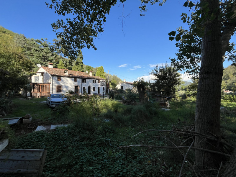 Un’oasi di tranquillità da personalizzare

A soli 2 km dal centro di Galzignano Terme, immersa ne...