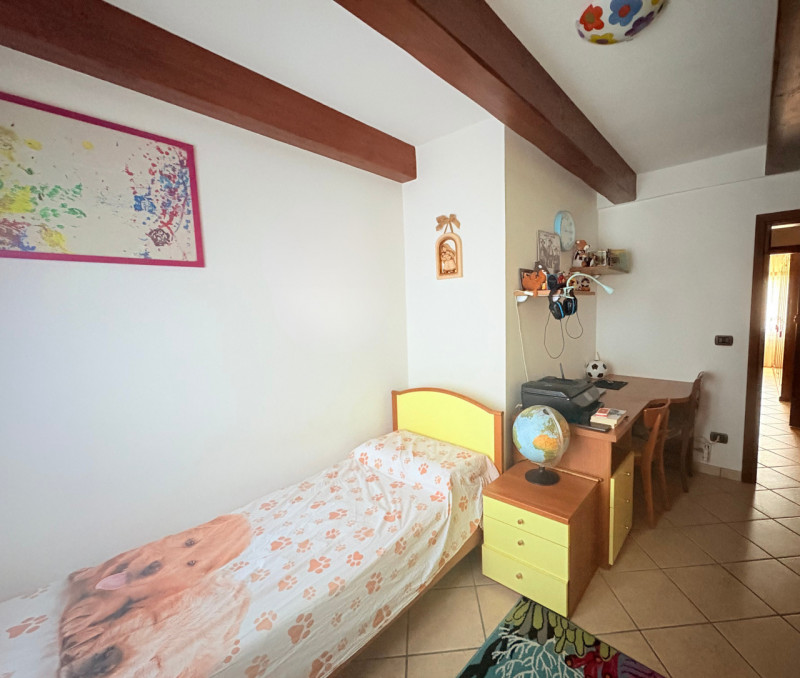 Nel cuore verde dei Colli Euganei, in una zona tranquilla e riservata, proponiamo in vendita una ...