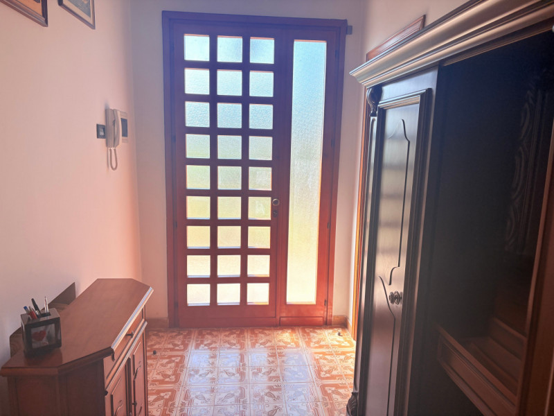 Nel cuore verde dei Colli Euganei, in una zona tranquilla e riservata, proponiamo in vendita una ...