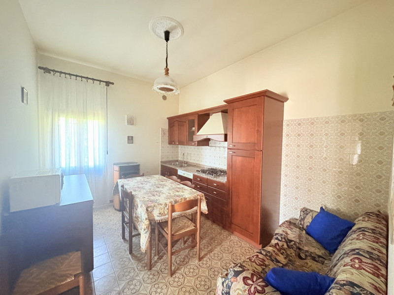 Nel cuore verde dei Colli Euganei, in una zona tranquilla e riservata, proponiamo in vendita una ...