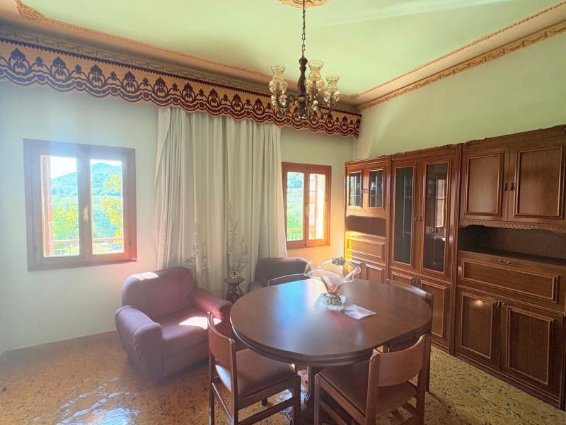 Nel cuore verde dei Colli Euganei, in una zona tranquilla e riservata, proponiamo in vendita una ...