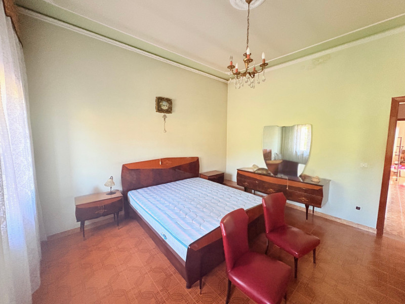 Nel cuore verde dei Colli Euganei, in una zona tranquilla e riservata, proponiamo in vendita una ...