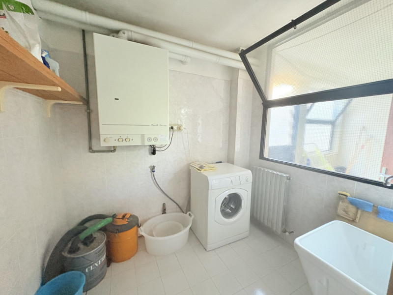 Nel cuore verde dei Colli Euganei, in una zona tranquilla e riservata, proponiamo in vendita una ...