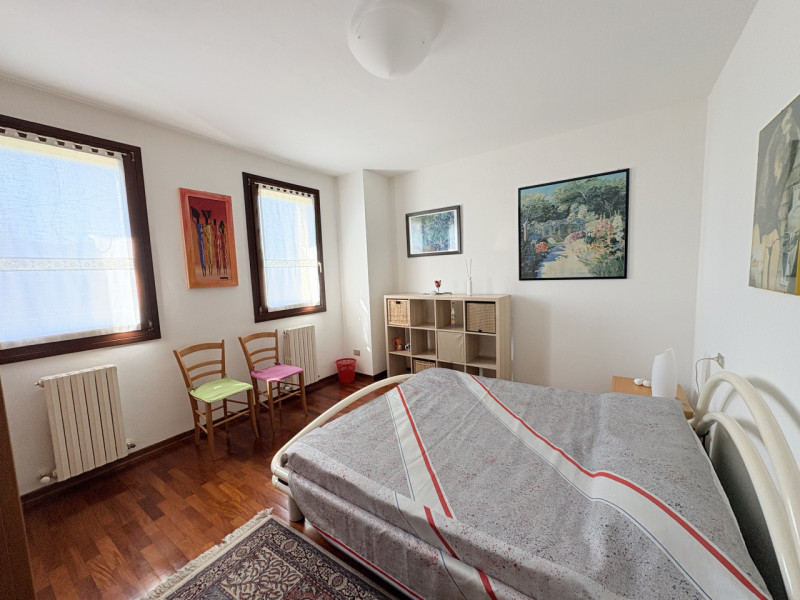 In posizione strategica tra Monselice e Battaglia Terme, alle porte dei suggestivi Colli Euganei,...