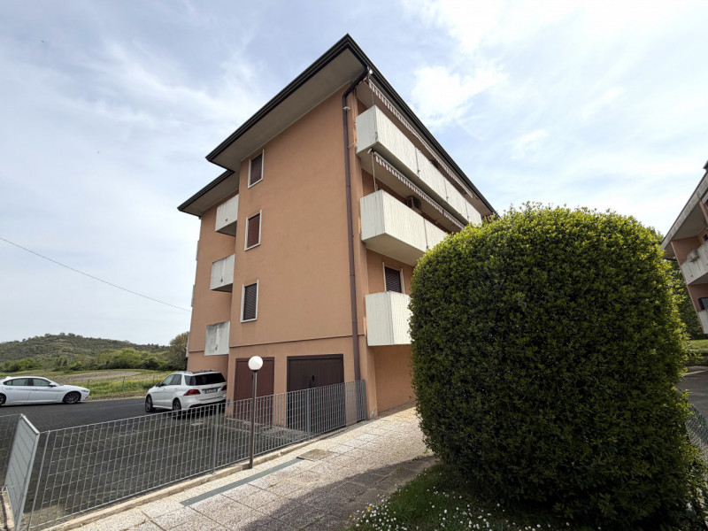 Se cerchi la tranquillità senza rinunciare alla comodità, questo appartamento è la tua prossima c...